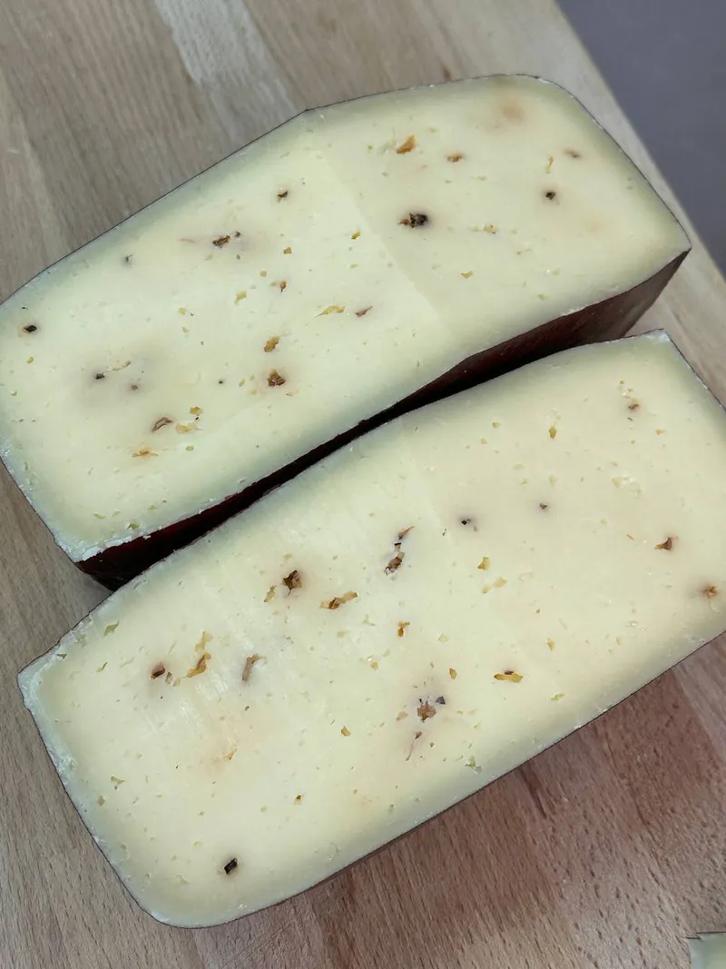 Сыр "Качотта с шампиньонами и чесноком"